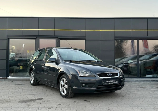 Ford Focus cena 9900 przebieg: 255000, rok produkcji 2007 z Gniezno małe 301